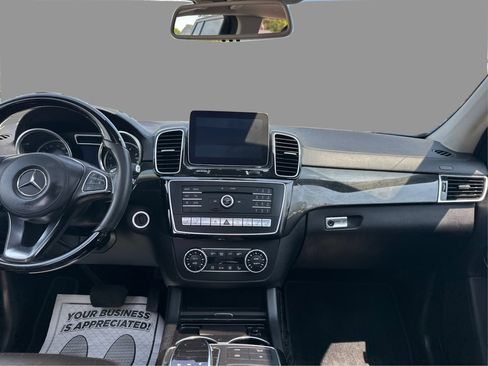 Used 2018 Mercedes-Benz GLS 550 4MATIC w/ Driver Assistance Package image 21