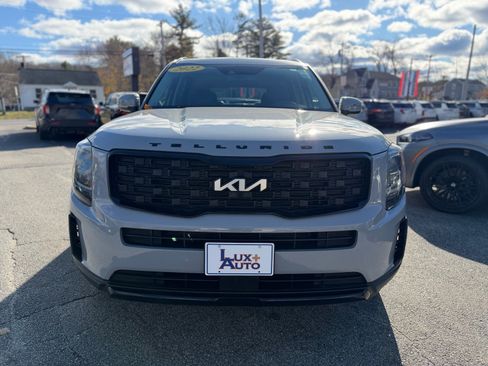 Used 2022 Kia Telluride EX w/ EX Premium Package image 4