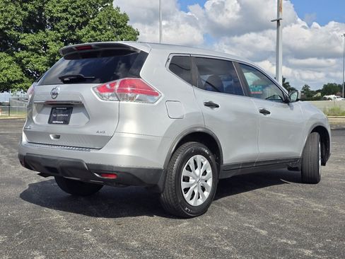 Used 2016 Nissan Rogue S AWD/4WD image 13