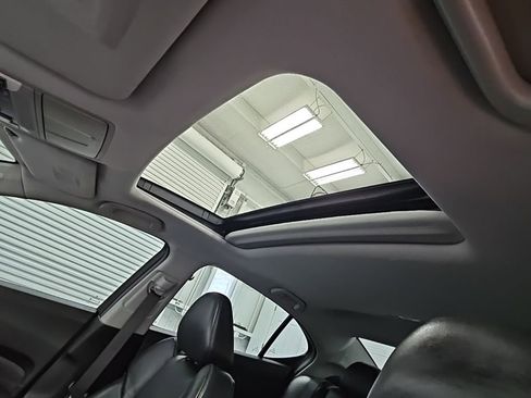 Used 2017 Acura TLX V6 w/ Technology Package image 27