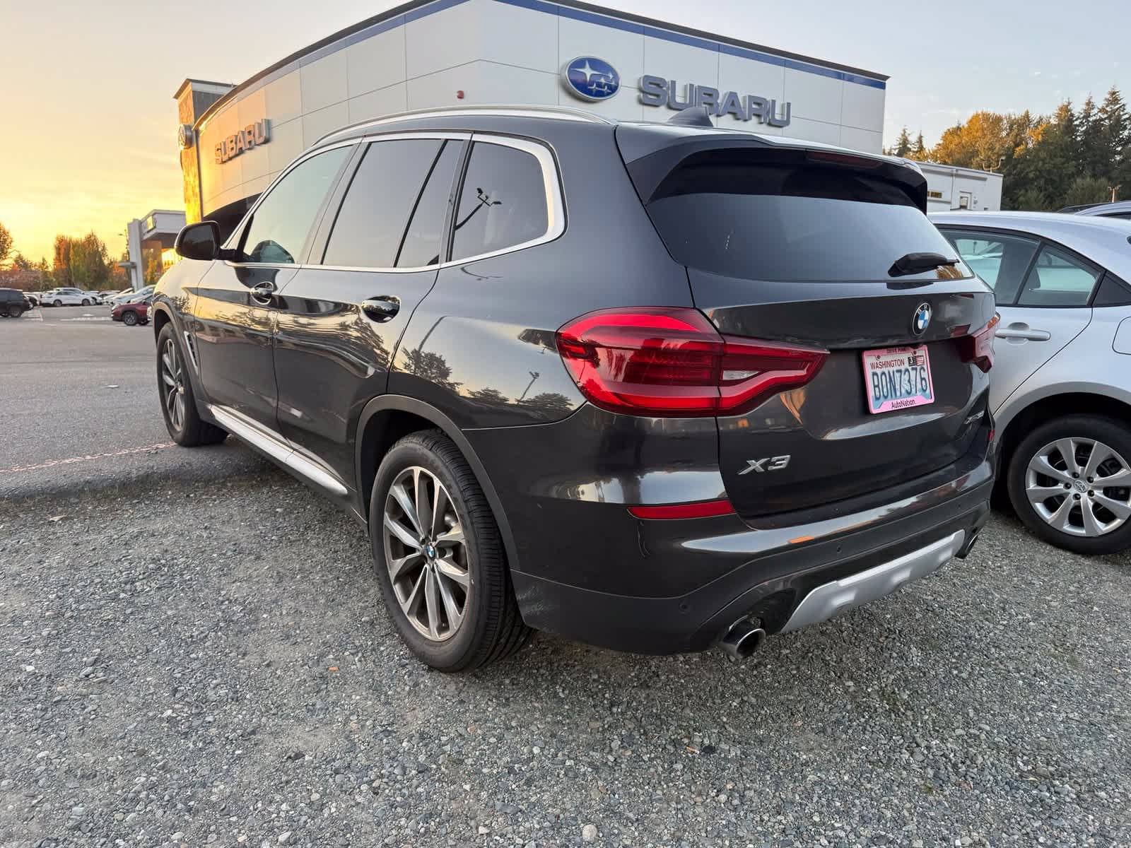 Used 2019 BMW X3 xDrive30i w/ Premium Package AWD/4WD image 2