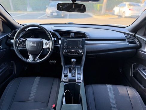 Used 2019 Honda Civic Sport image 15