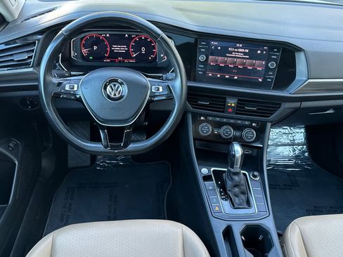 Used 2019 Volkswagen Jetta SEL image 14