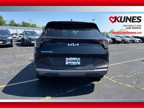 Used 2026 Kia Sportage LX FWD image 7