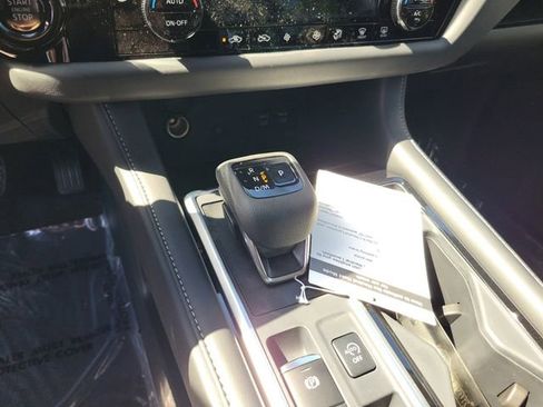 New 2026 Nissan Pathfinder SL FWD image 19