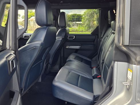 Used 2021 Ford Bronco Outer Banks AWD/4WD image 10