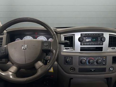 Used 2008 Dodge Ram 1500 Truck SLT w/ Popular Equipment Group image 5