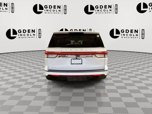Certified 2023 Lincoln Navigator L Reserve image 7