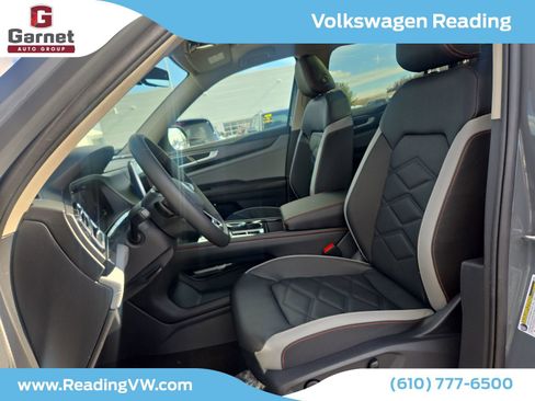 New 2026 Volkswagen Atlas Peak Edition image 12