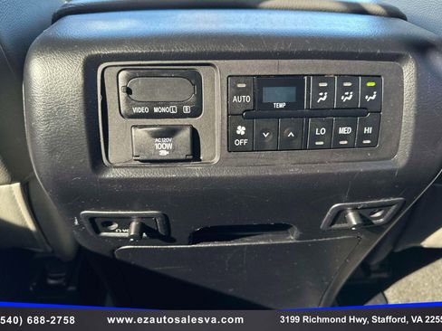 Used 2013 Toyota Sequoia Limited image 23