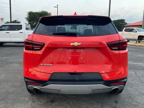 Used 2025 Chevrolet Blazer LT image 5