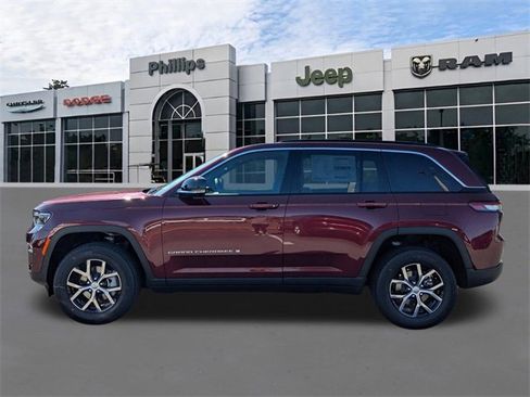New 2025 Jeep Grand Cherokee Limited image 7
