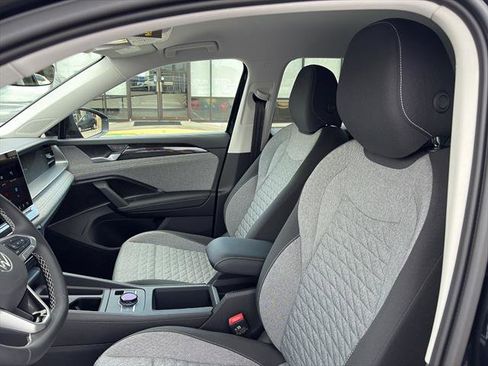 New 2026 Volkswagen Tiguan S image 12