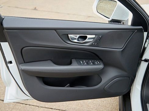 New 2026 Volvo V60 B5 Cross Country Plus w/ Climate Package image 10