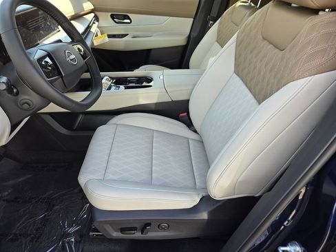 New 2026 Nissan Murano Platinum w/ Cargo Package AWD/4WD image 11