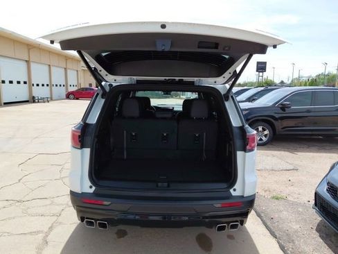 New 2026 GMC Acadia AT4 w/ Luxury Package AWD/4WD image 34