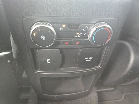 Used 2020 Ford Explorer Limited w/ Class III Trailer Tow Package image 10