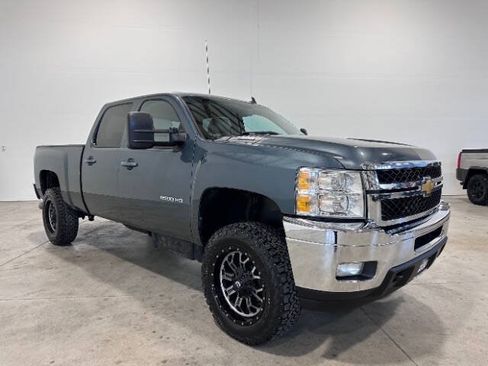 Used 2012 Chevrolet Silverado 2500 LTZ w/ LTZ Plus Package AWD/4WD image 4