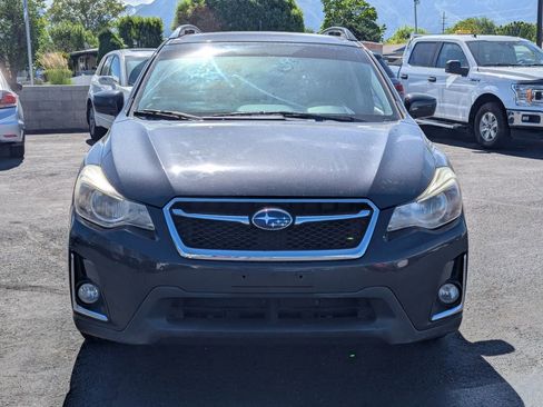 Used 2017 Subaru Crosstrek 2.0i Premium AWD/4WD image 10