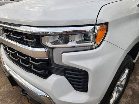 Used 2023 Chevrolet Silverado 1500 LT image 6