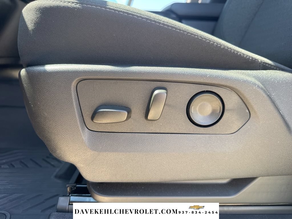 Used 2026 Chevrolet Silverado 1500 LT AWD/4WD image 17