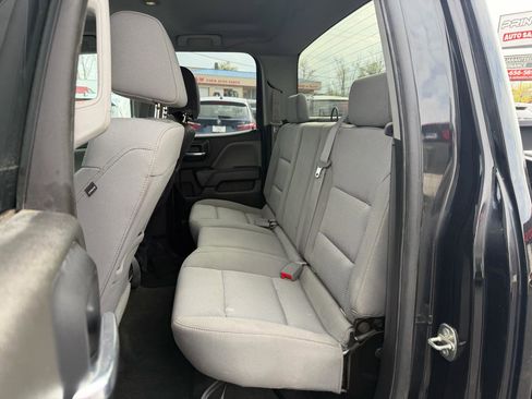 Used 2016 Chevrolet Silverado 1500 Custom w/ Custom Convenience Package AWD/4WD image 11