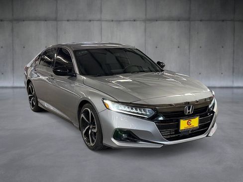 Used 2022 Honda Accord Sport image 7