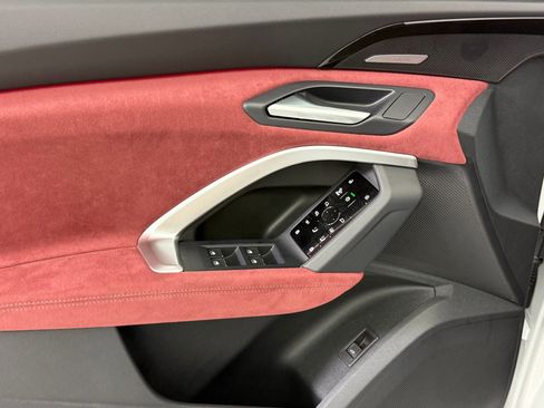 New 2025 Audi SQ5 Premium Plus image 25