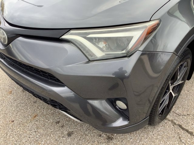 Used 2017 Toyota RAV4 SE w/ Power Extra Value Package AWD/4WD image 26