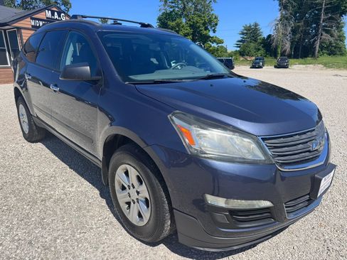 Used 2013 Chevrolet Traverse LS FWD image 8