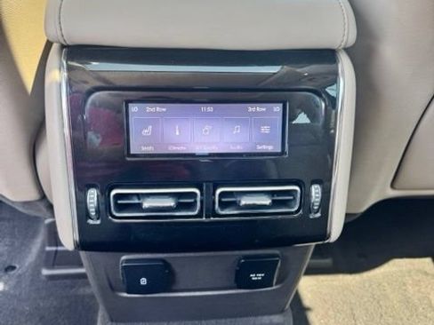 Used 2023 Lincoln Aviator Reserve w/ Equipment Group 201A RWD image 20