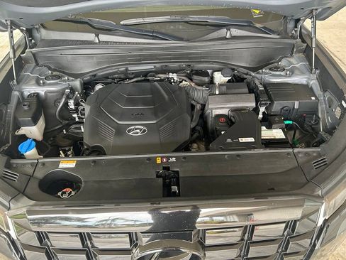 Used 2025 Hyundai Palisade SEL FWD image 12