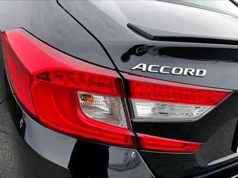 Used 2020 Honda Accord Sport image 29
