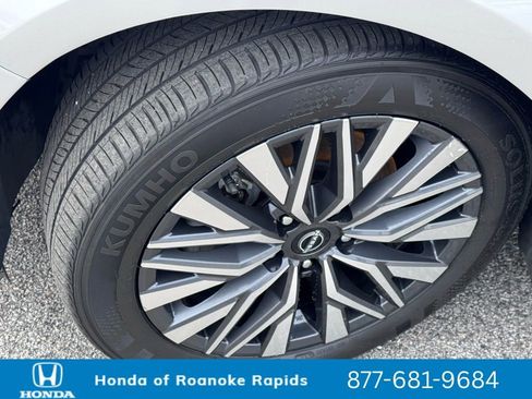 Used 2024 Nissan Altima 2.5 SV image 38