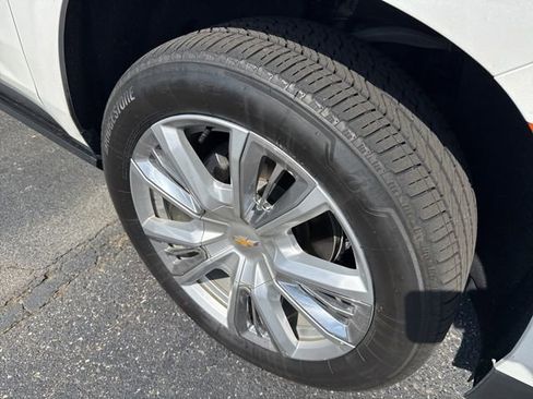 Used 2024 Chevrolet Suburban High Country w/ Max Trailering Package image 17