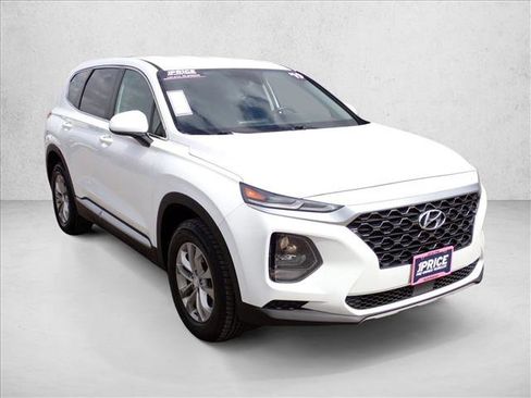 Used 2019 Hyundai Santa Fe SE FWD image 6