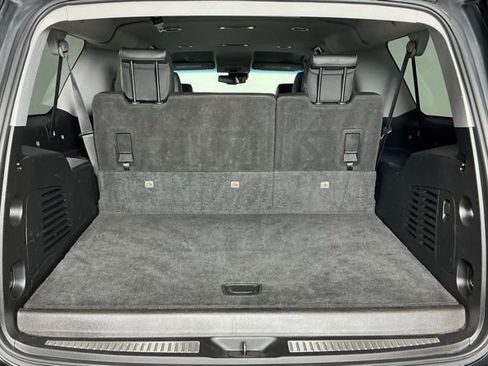 Used 2019 Chevrolet Suburban LT AWD/4WD image 26