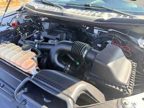 Used 2016 Ford F150 XLT AWD/4WD image 31