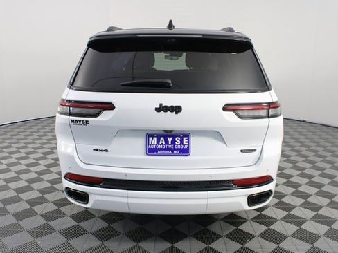 Used 2023 Jeep Grand Cherokee L Summit w/ Advanced Protech Group IV image 30