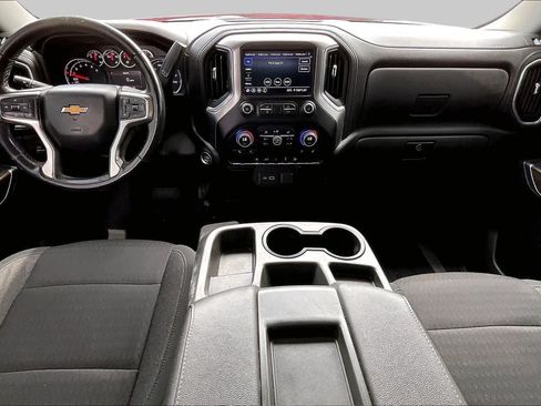Used 2021 Chevrolet Silverado 1500 LT AWD/4WD image 16