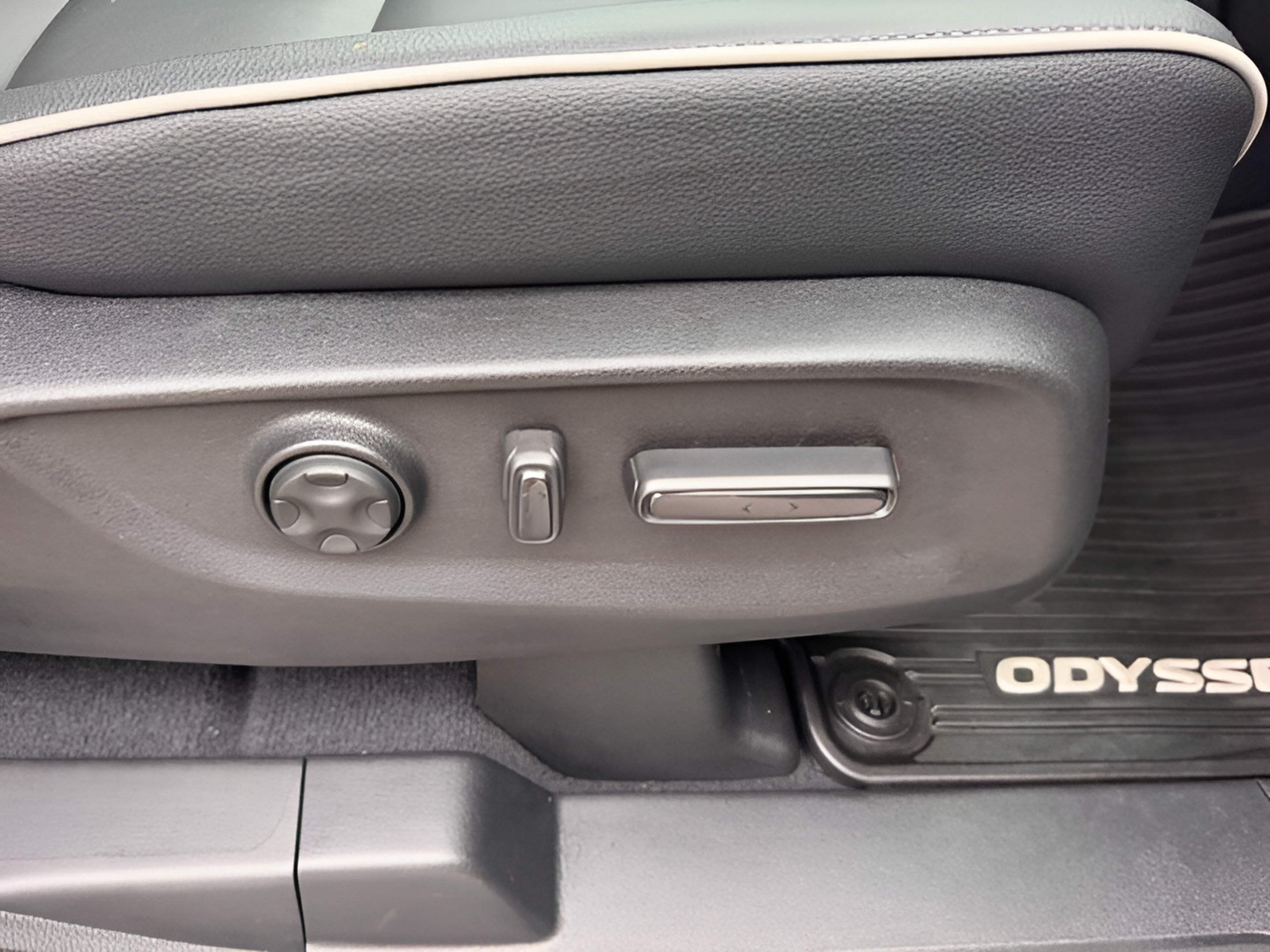 Used 2026 Honda Odyssey Touring image 30