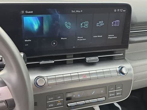 Used 2024 Hyundai Kona SEL FWD image 39