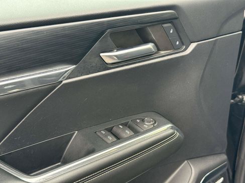 Used 2024 GMC Acadia Elevation FWD image 22