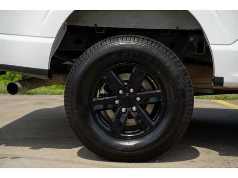 Used 2022 Ford F150 XLT w/ Equipment Group 301A Mid image 7