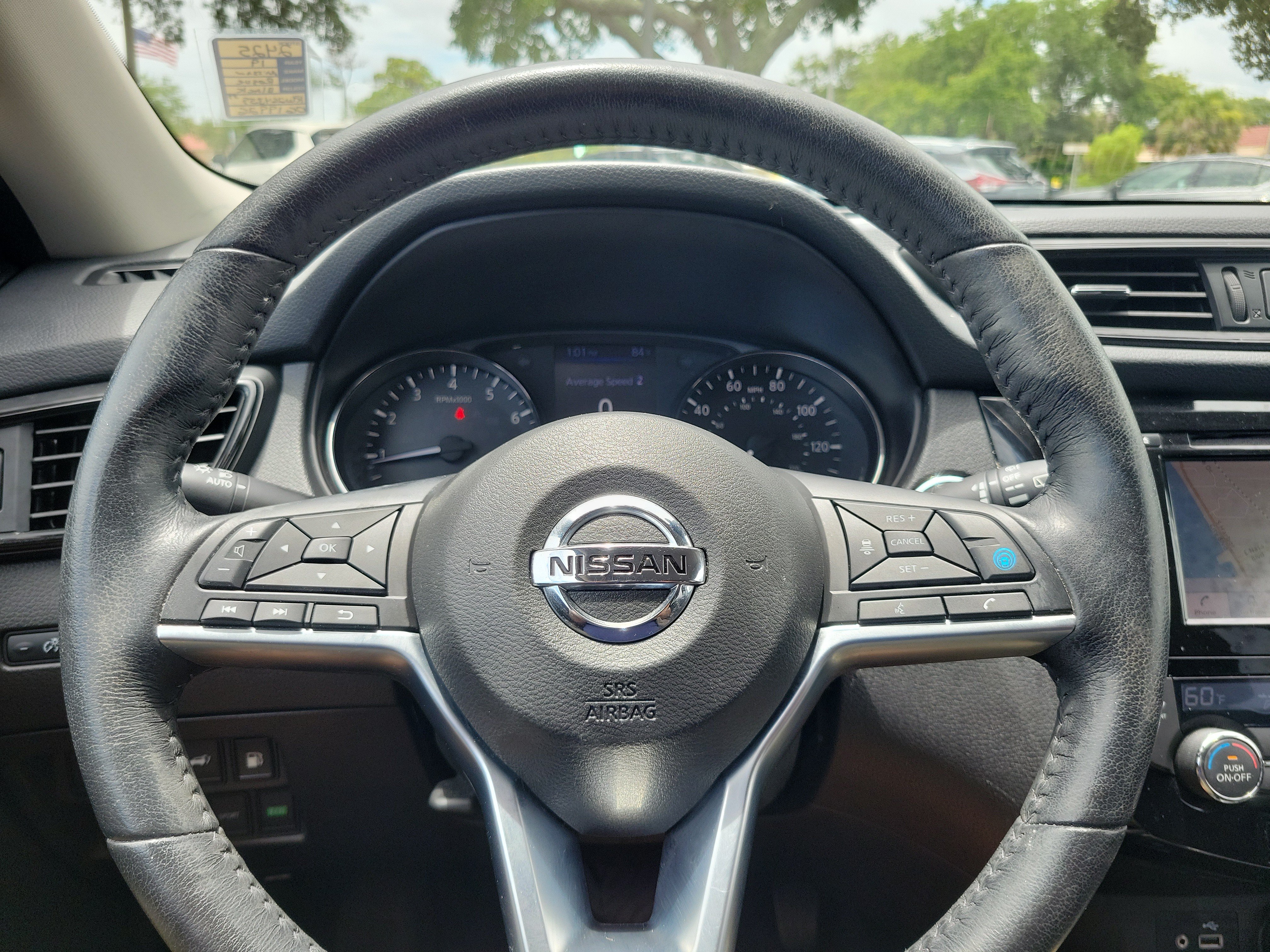 Used 2019 Nissan Rogue SV w/ Premium Package FWD image 18