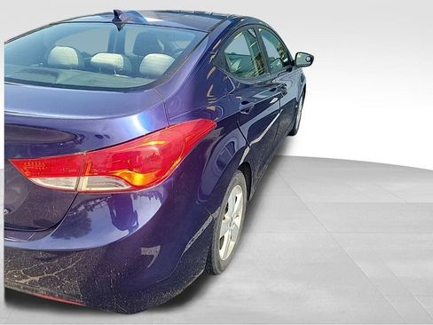 Used 2012 Hyundai Elantra GLS w/ Preferred Pkg 3 FWD image 3