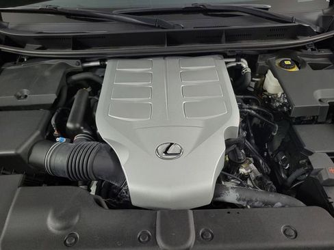 Used 2023 Lexus GX 460 Premium w/ Premium Package image 14