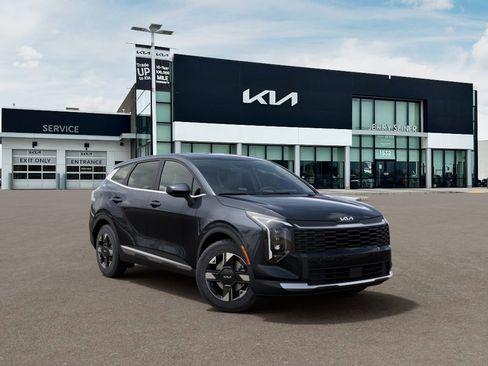 New 2026 Kia Sportage LX AWD/4WD image 9