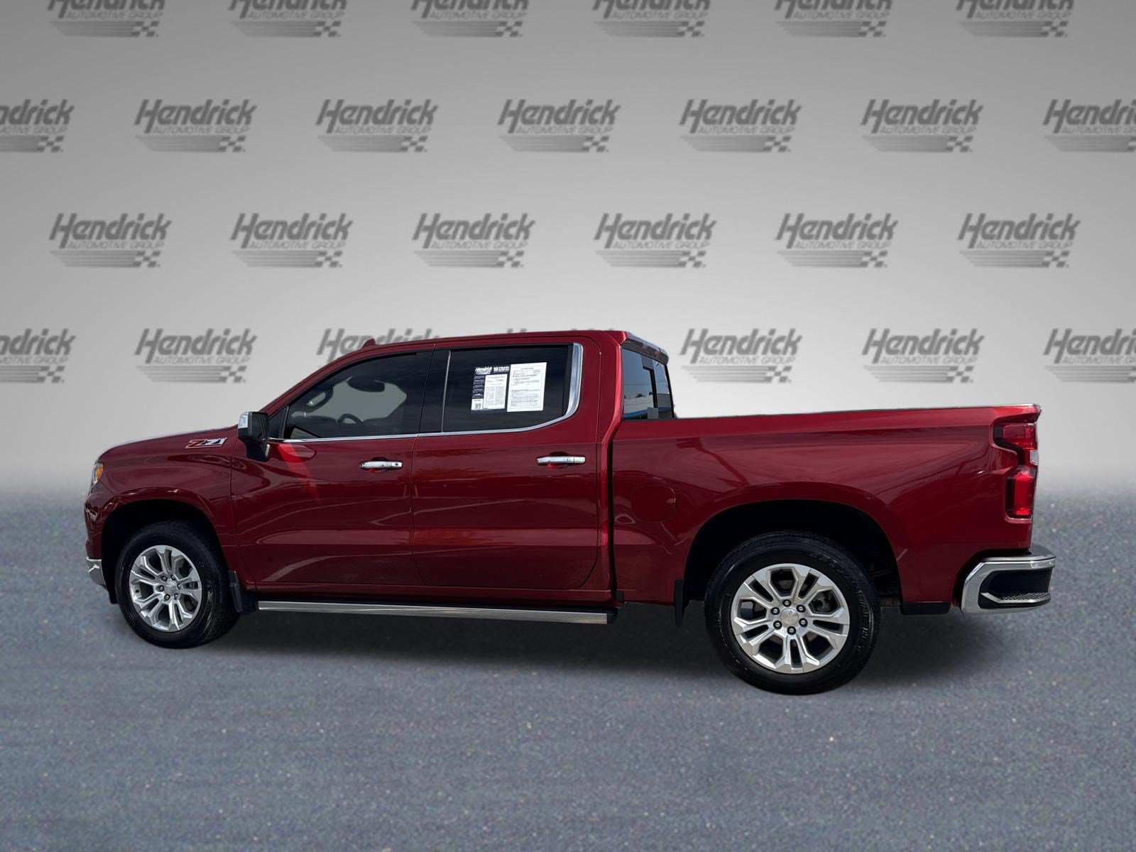 Used 2022 Chevrolet Silverado 1500 LTZ w/ LTZ Premium Package AWD/4WD image 7