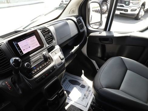 Used 2025 RAM ProMaster 2500 w/ Convenience Group FWD image 20